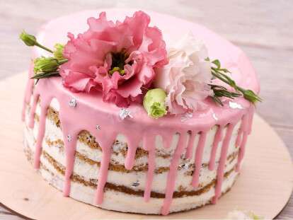 tort-s-jivymi-cvetami_1537834998_1_max