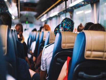 Карантин в Украине: Кабмин разрешил перевозку большего числа пассажиров в транспорте
