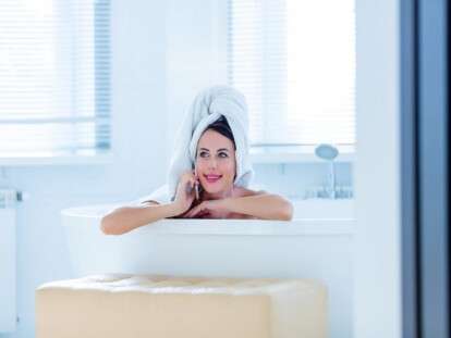 Почему нельзя купаться, когда работает стиральная машина