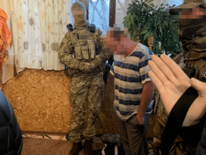 23-1587037012-6RFHv-medium