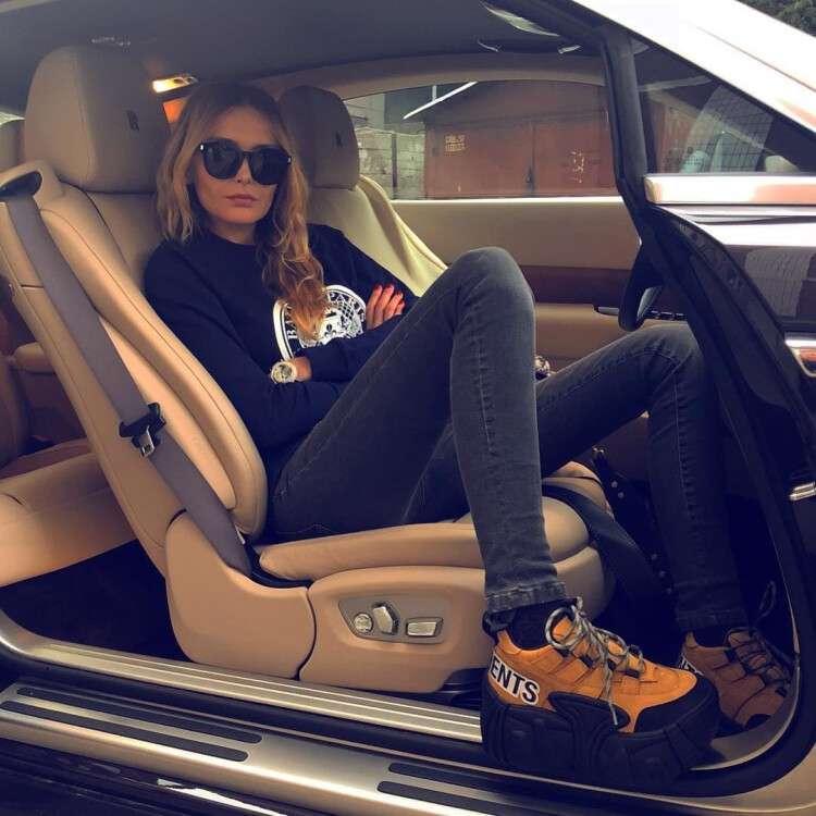 Муж бьет и изменяет фотомодель Снежана Онопко поделилась