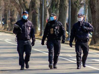 поли