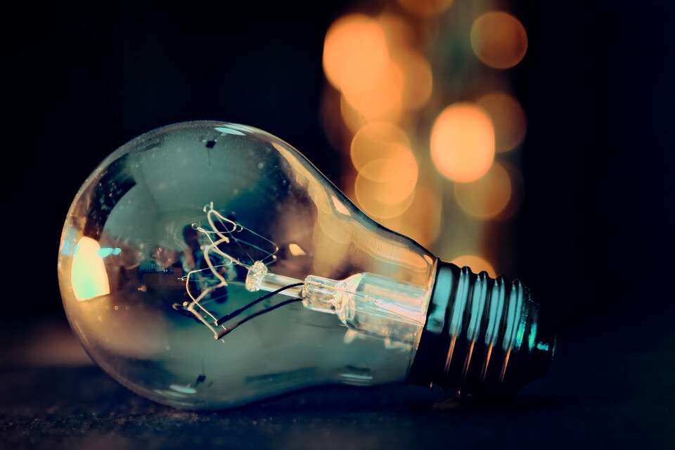 light-bulb-3535435_960_720-2