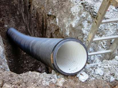 52BB5686-C336-41D5-AA5E-713310E0CDCC