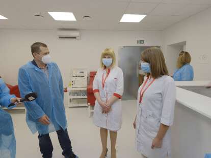 2408A5FF-FA64-43E5-963D-8C7D471E7342