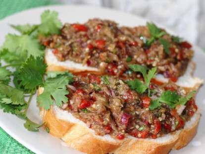ikra-iz-baklajan-cherez-myasorubku_1485055108_0_max