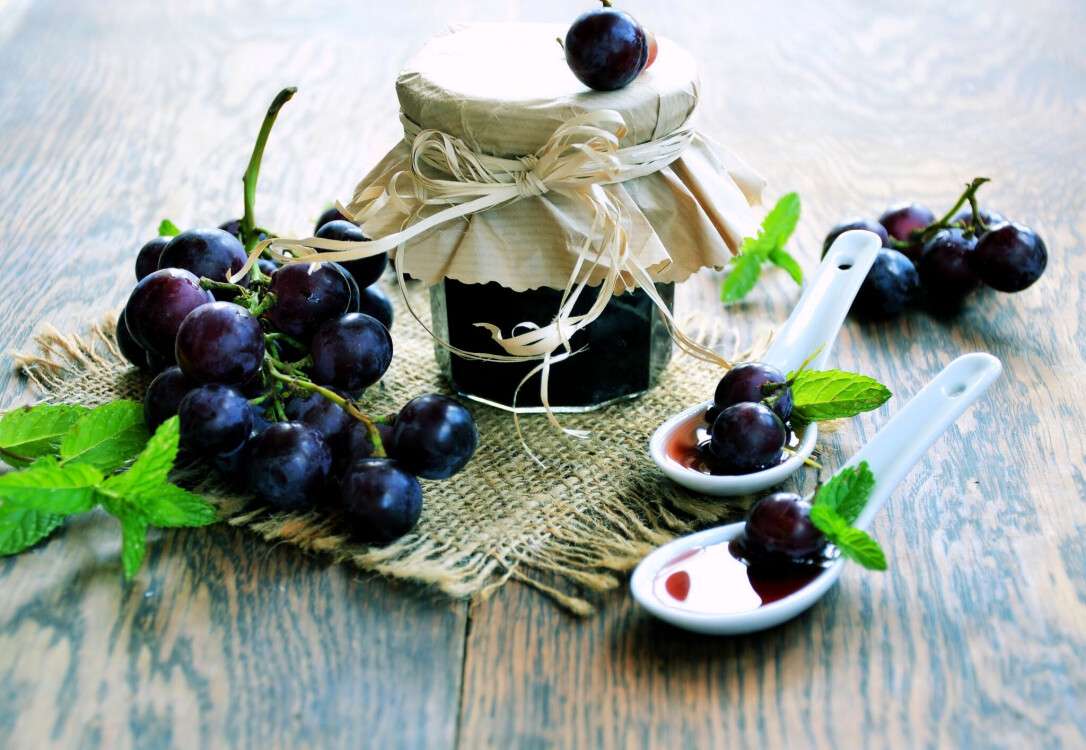 2017Food___Berries_and_fruits_and_nuts_Blue_grapes_and_a_jar_of_grape_jam_117374_