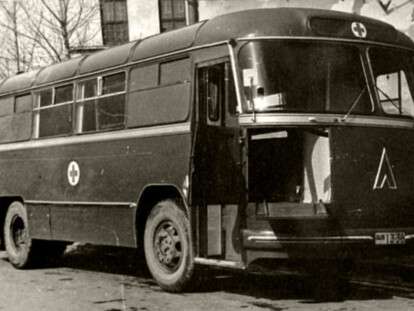 avtobus-laz-695b-sanitarnyj