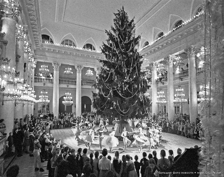 1419938578_new-year-celebration-in-ussr-2