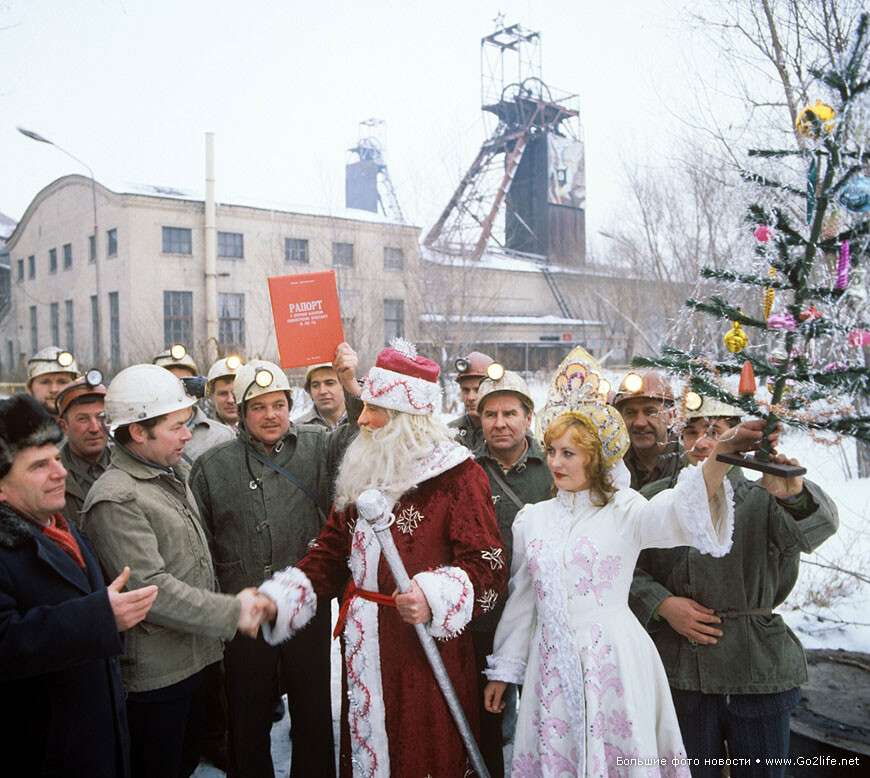 1419938568_new-year-celebration-in-ussr-12