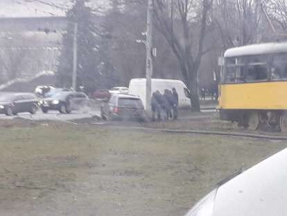 Планируйте маршрут заранее: в Днепре из-за ДТП образовалась большая пробка (Фото)