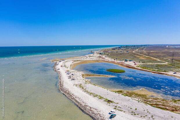Азовское море: эксперты назвали сходство  и различие двух популярных курорто