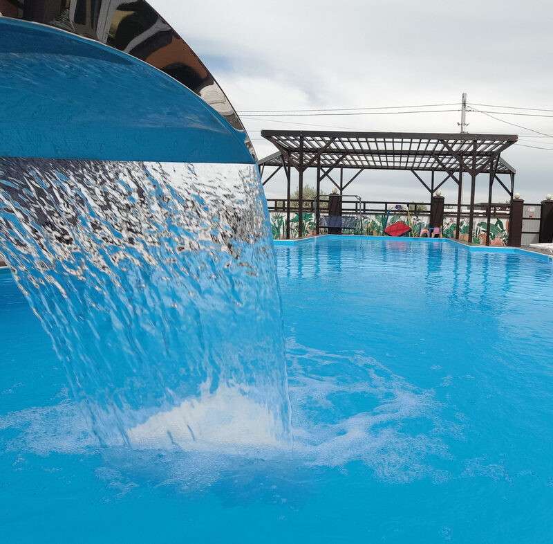 ТОП-5 отелей с бассейном на Арабатской Стрелке