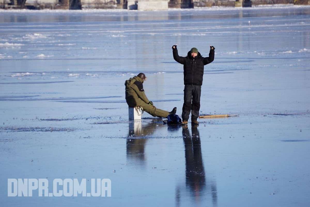 рыбаки и лед на Днепре_6
