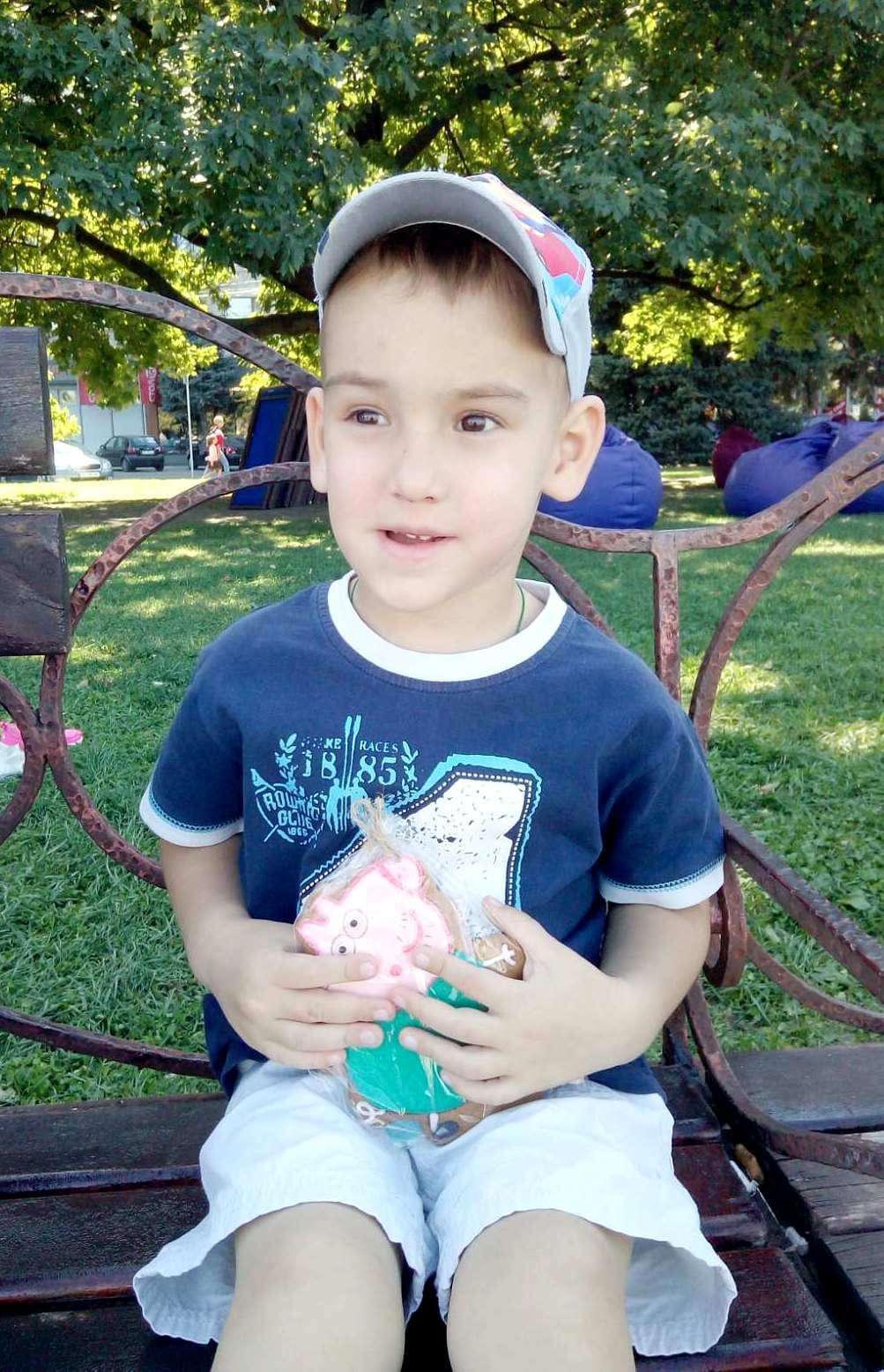 В Днепре спасают 4-летнего сына ветерана АТО