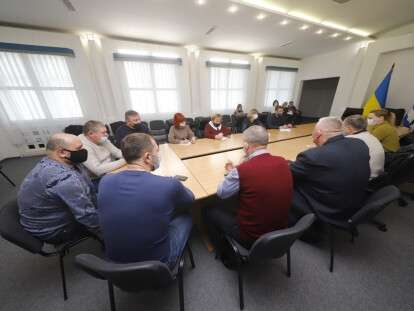 В Днепре провели Круглый стол между инспекцией по труду и руководителями АТП
