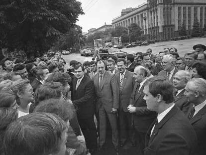 Визит горбачова