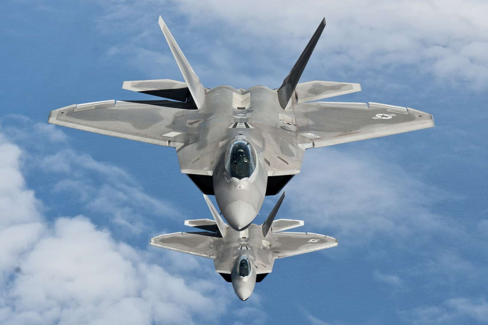 Ф 22. Ф-35 Раптор. Ф 22 Раптор и ф 35. Истребитель f35 Раптор. Американский истребитель f 35 Раптор.