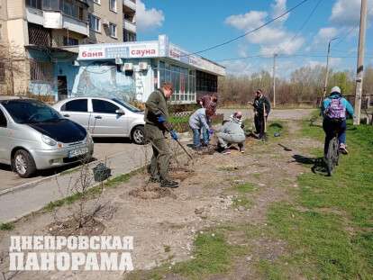 Субботник в ДнепреВісадка