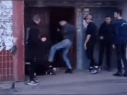 избиение главная