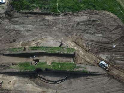 курган в Новоалександровке