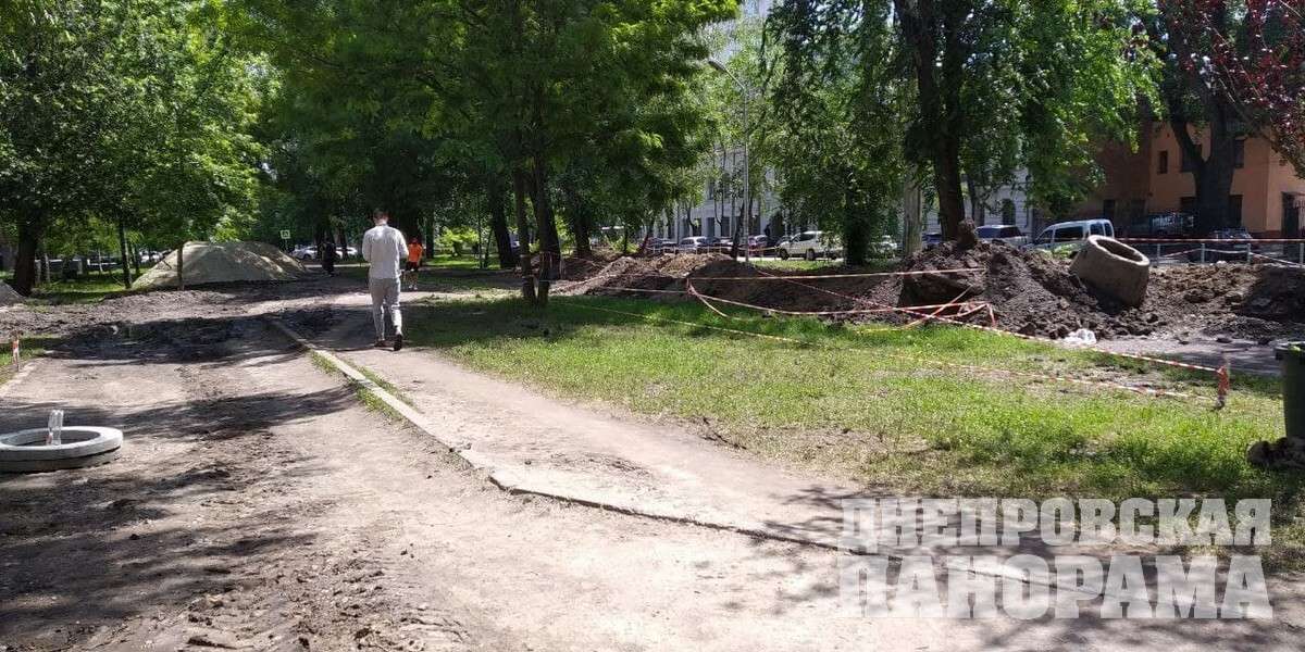 Реконструкция сквера на пл. УспенскогоСквер 3