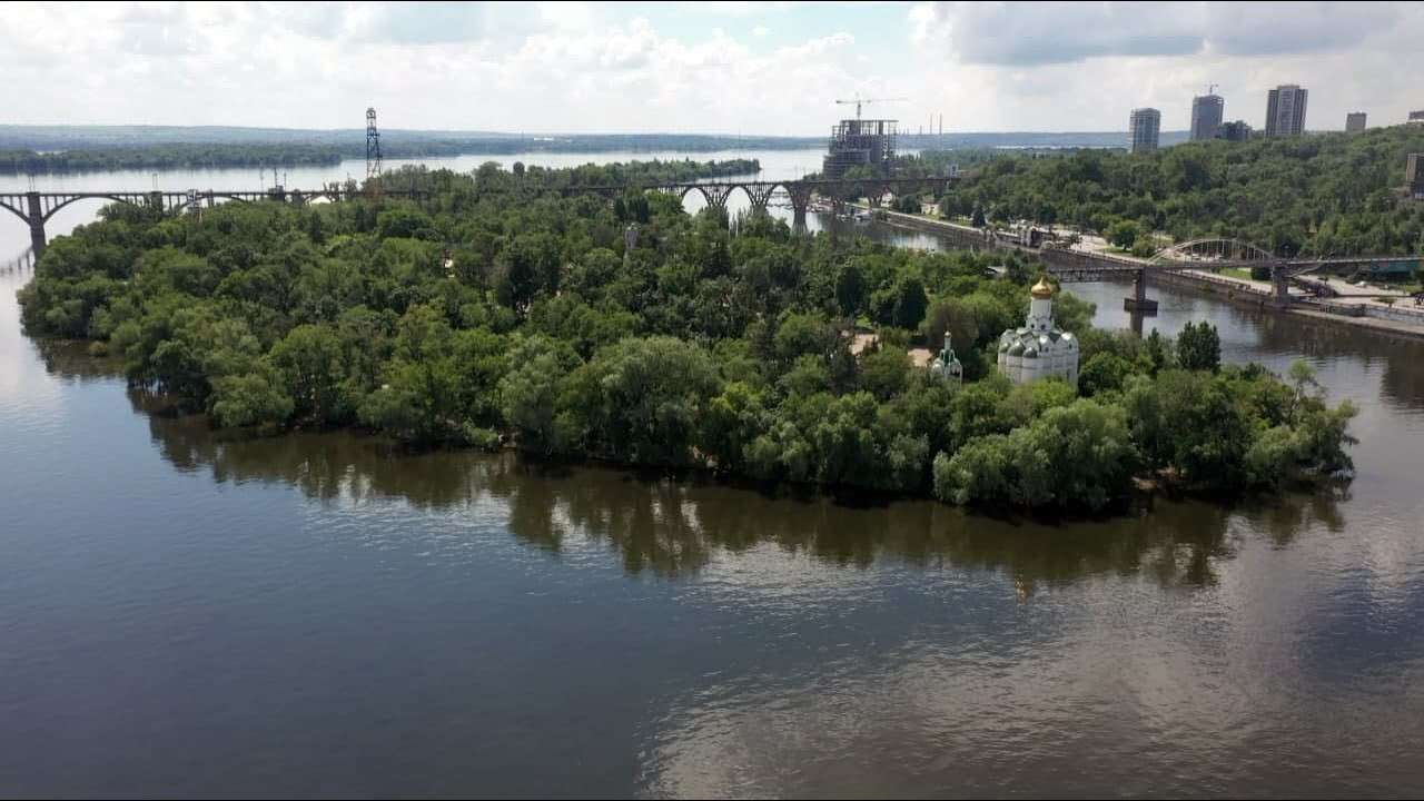 Остров медведева в астрахани фото