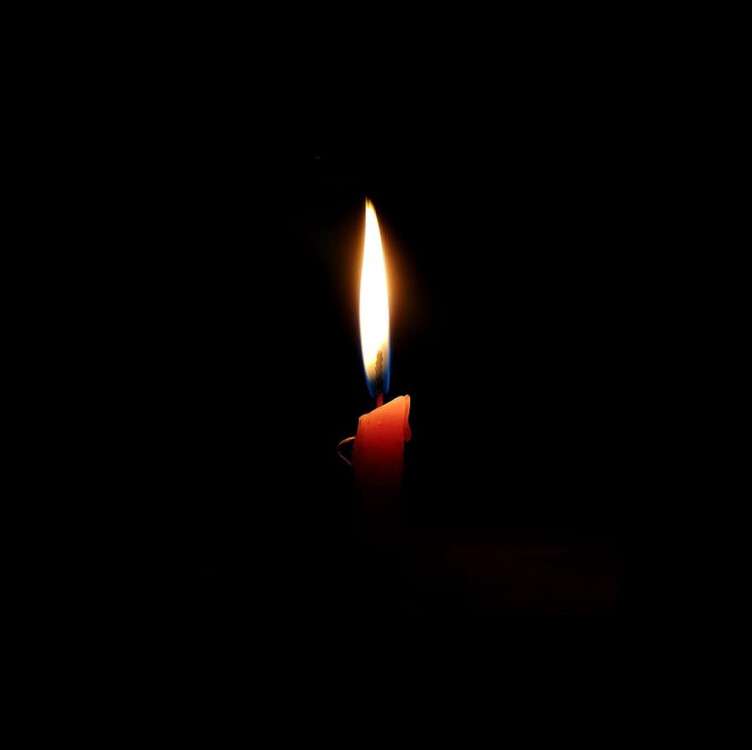 candle-light-dark-diwali