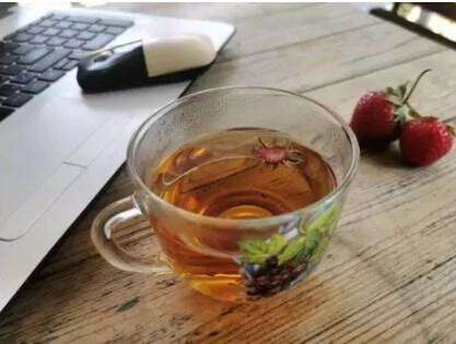 чай из клубники