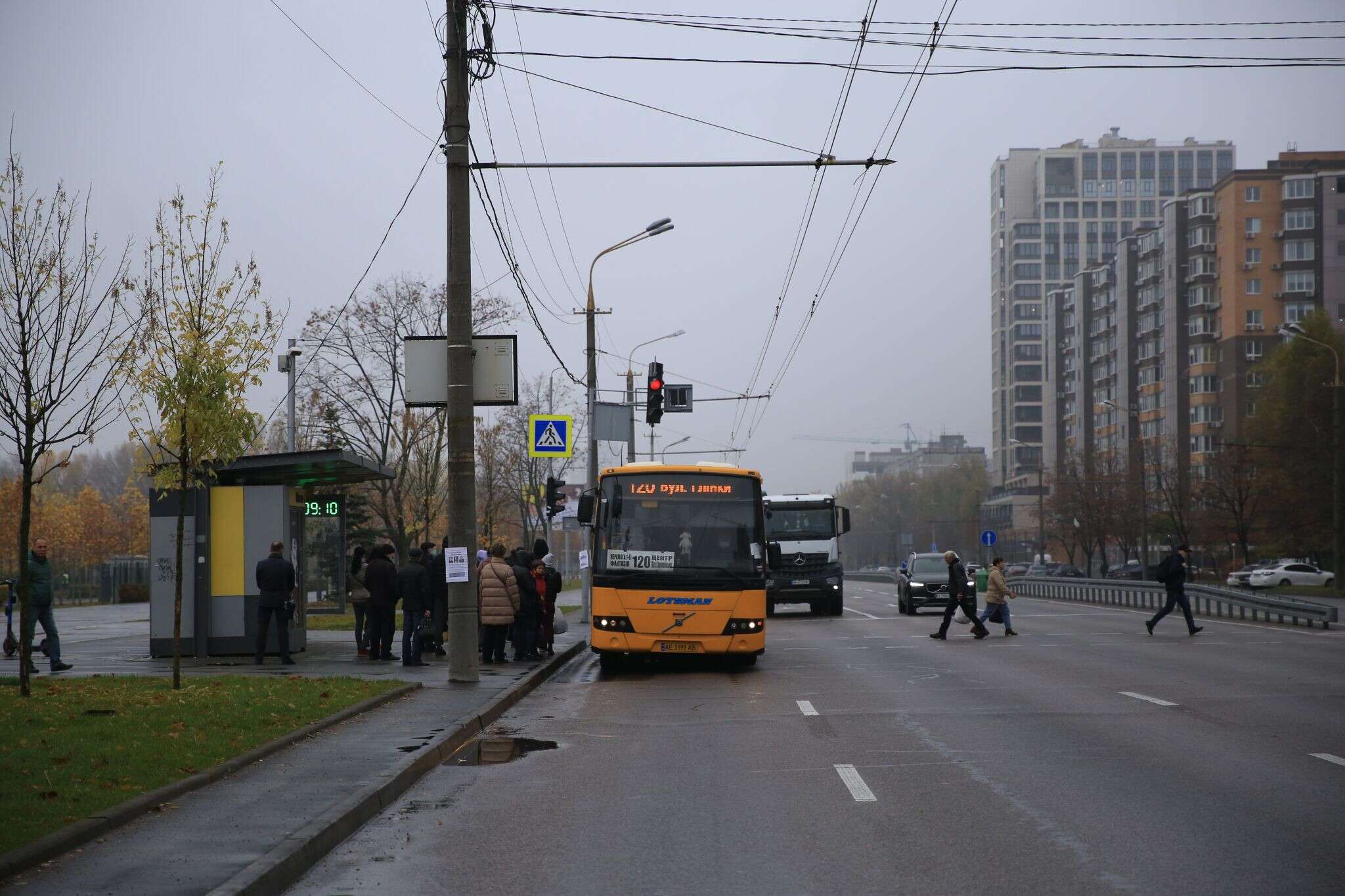 Какое приложение показывает движение общественного транспорта в ростове на дону