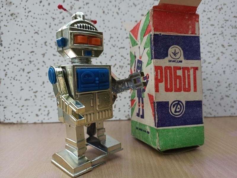 робот
