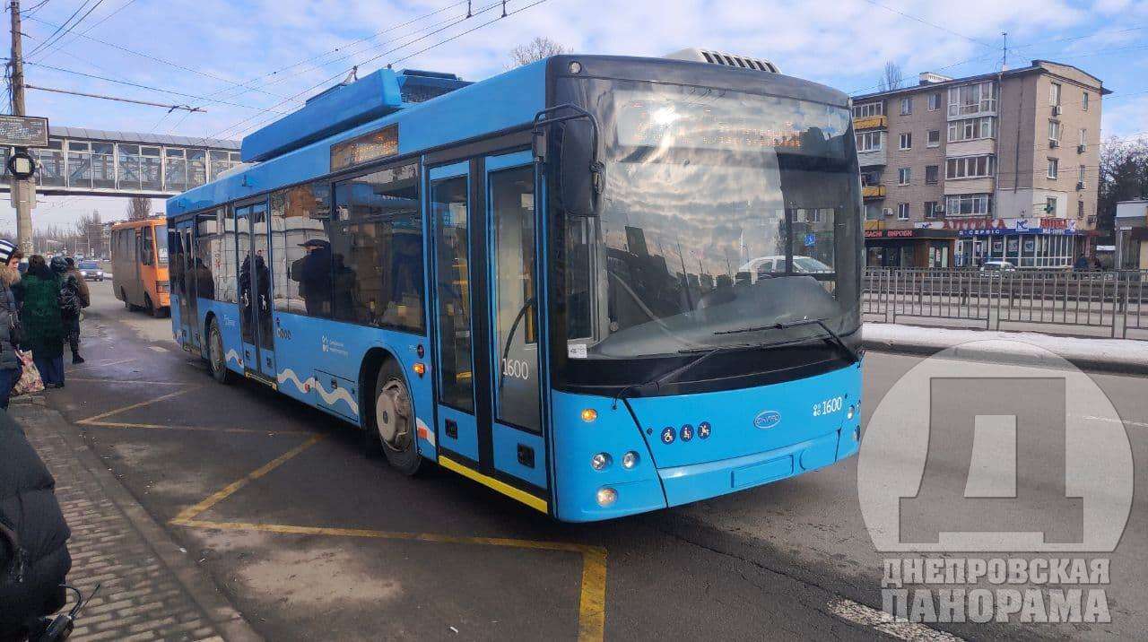 троллейбус