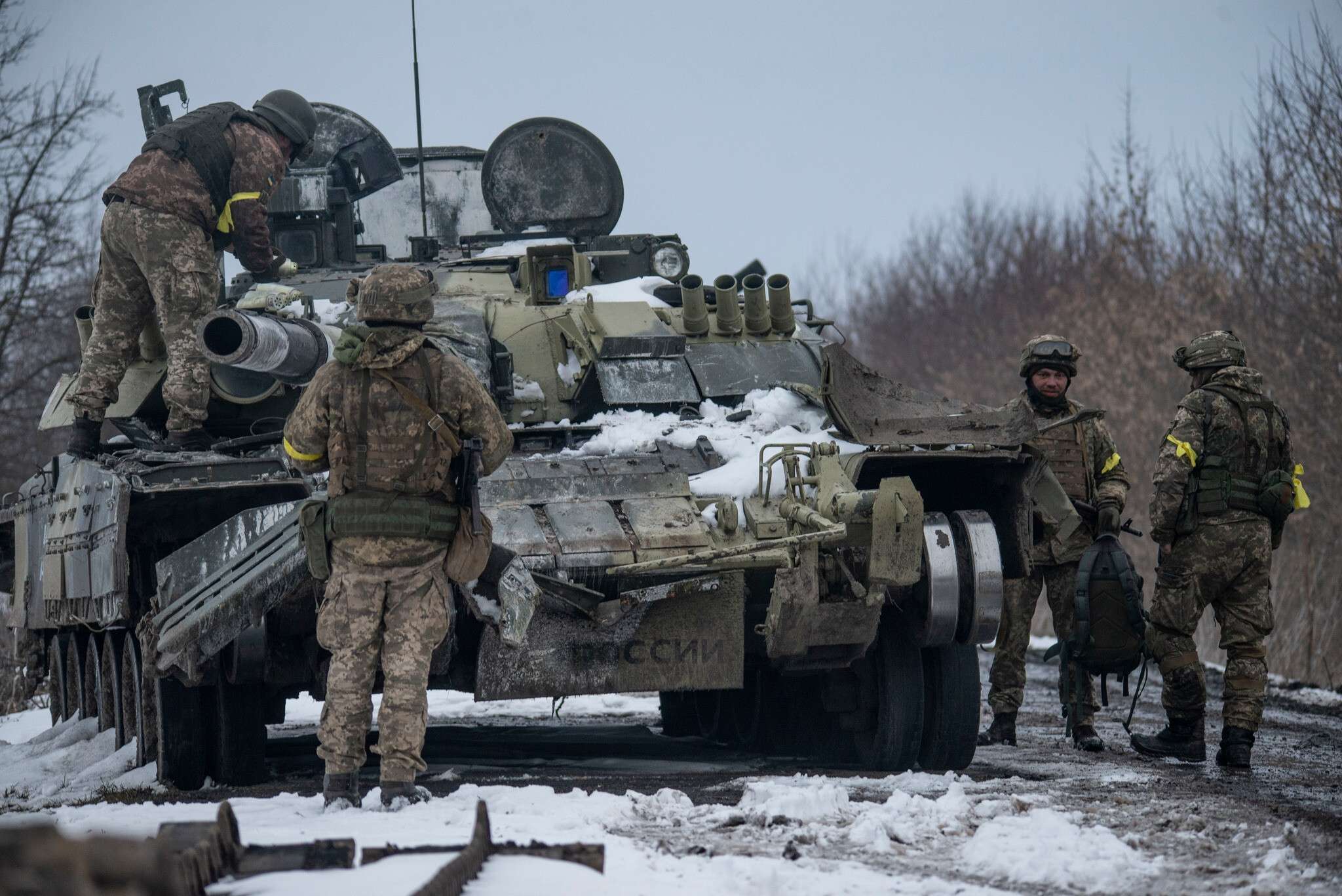 Потери украина военнослужащие. 93-Й ОМБР ВСУ. Т-80 ВСУ. Штурм Волновахи 2022. Подбитые танки ВСУ на Украине 2022.