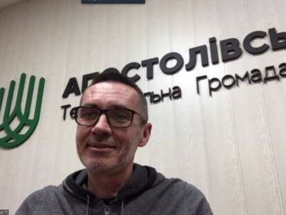 00054.00_19_47_09.Still004