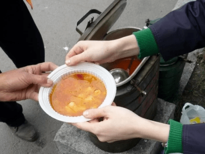 besplatnaia-eda-v-maryupole