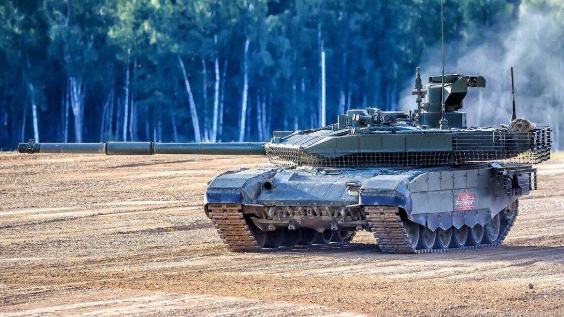 россия отправляет танки с иконами