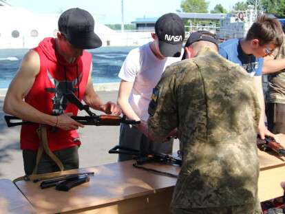 42C39AA7-BFFD-4778-A7FB-2653FB59FDEF