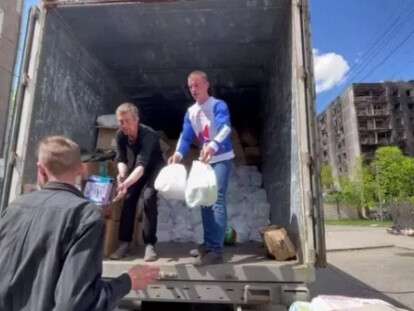 очередь за гуманитаркой мариуполь