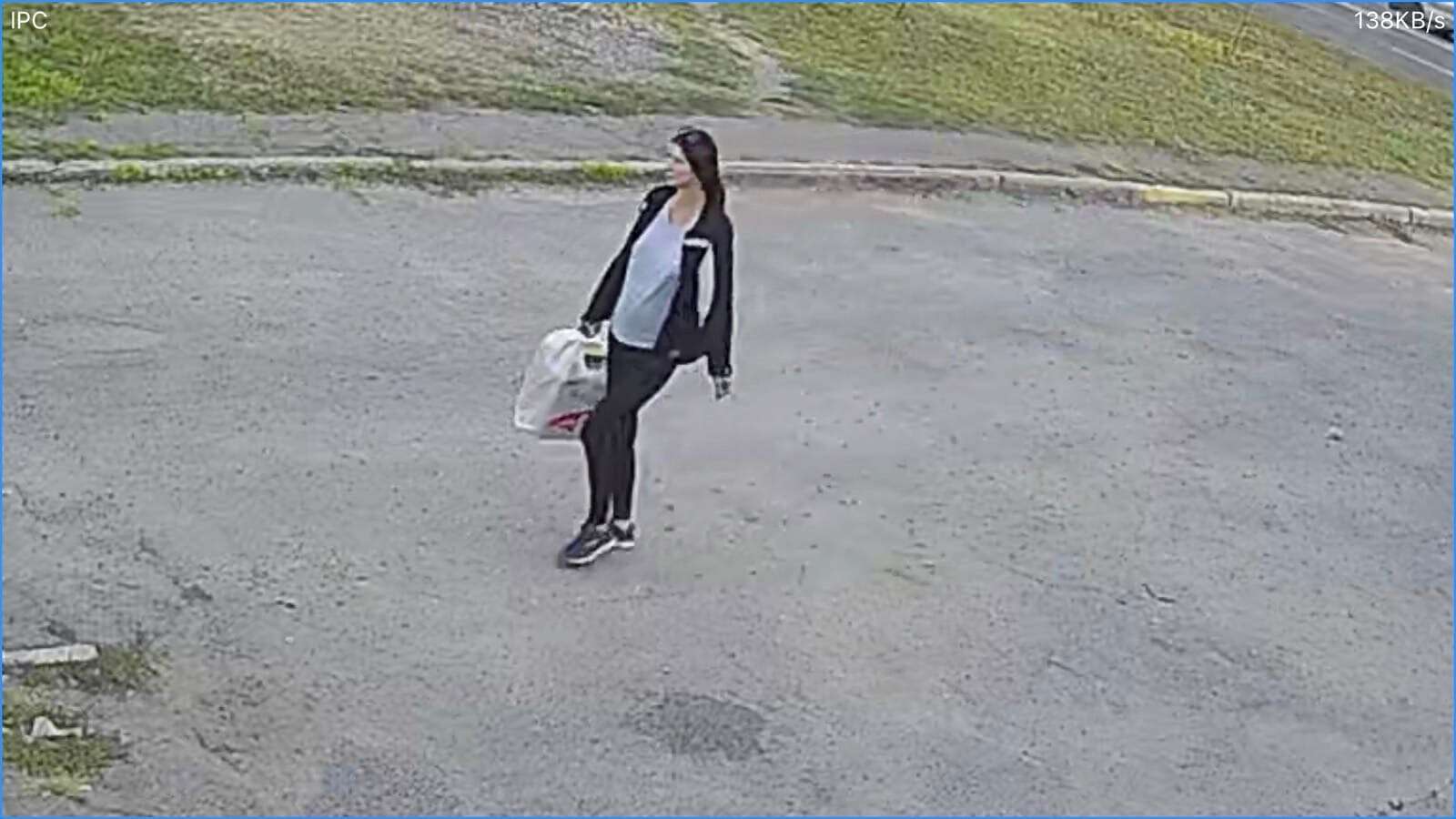 бросила щенят