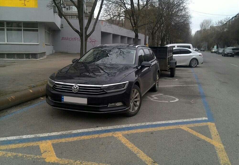 парковка Дніпро3