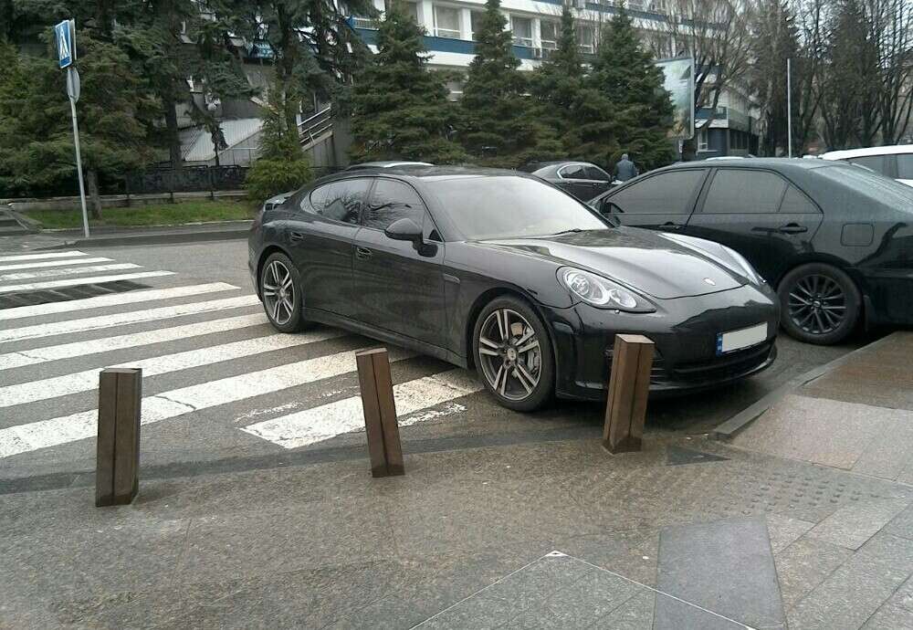 парковка Дніпро