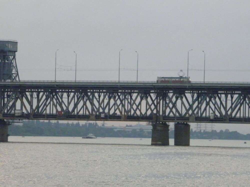 Амурський мост