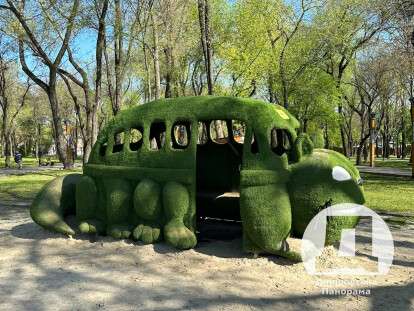 сквер металургів2