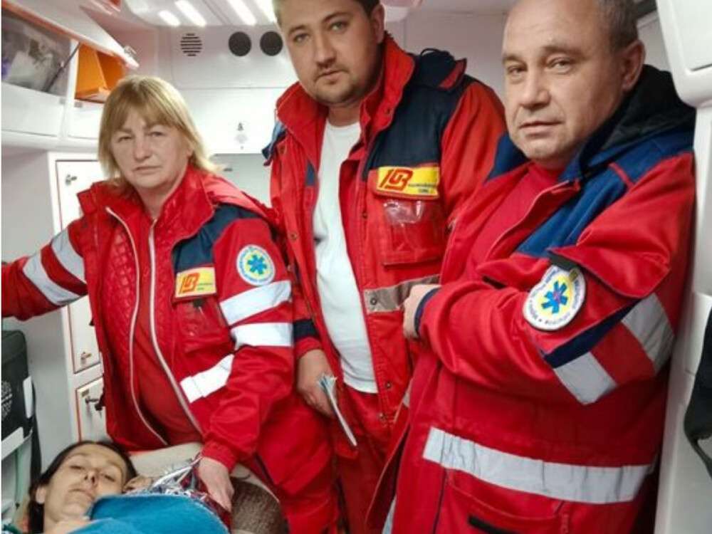 жінка народила у авто швидкої допомоги, Дніпропетровська область
