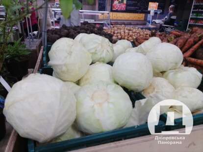 у Дніпрі дорожчає капуста