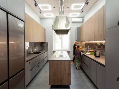 Фонд Віктора Пінчука опікується шелтером в Гупалівці