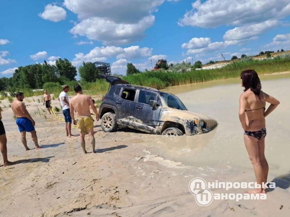 ДТП на пляже на Днепропетровщине