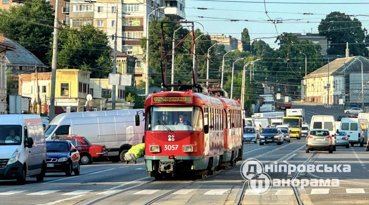 трамвай 17  Днепр