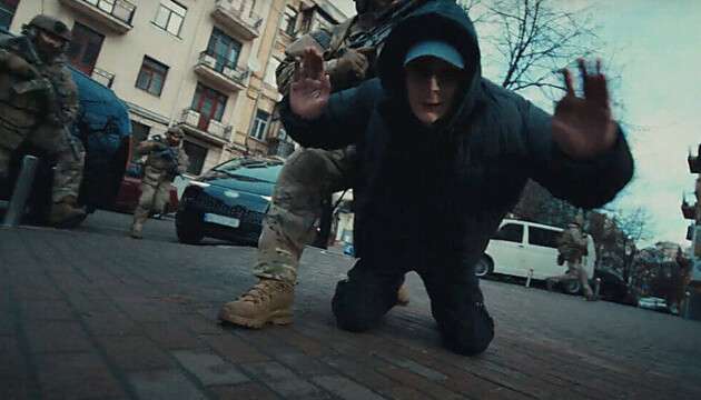 спали