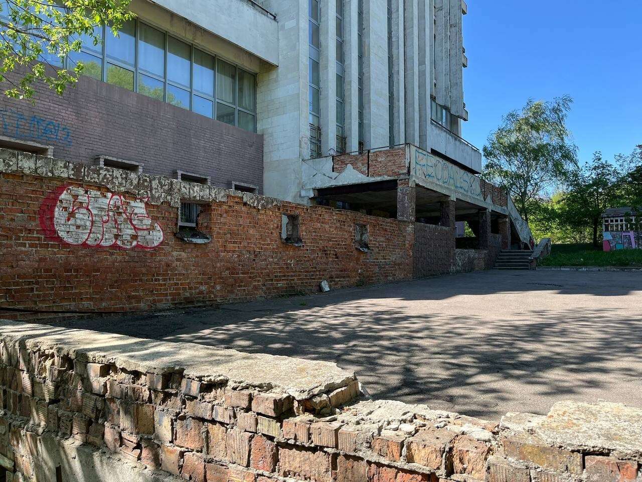 Студентське містечко жахів: наркотики, бездомні та повна руйнація в ДНУ